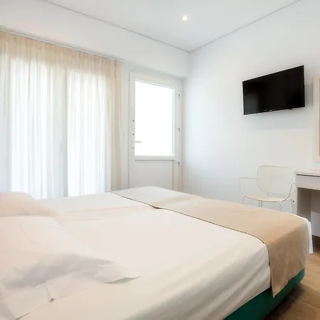 Studios Central Potos