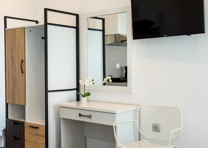 Studios Central Potos Potos