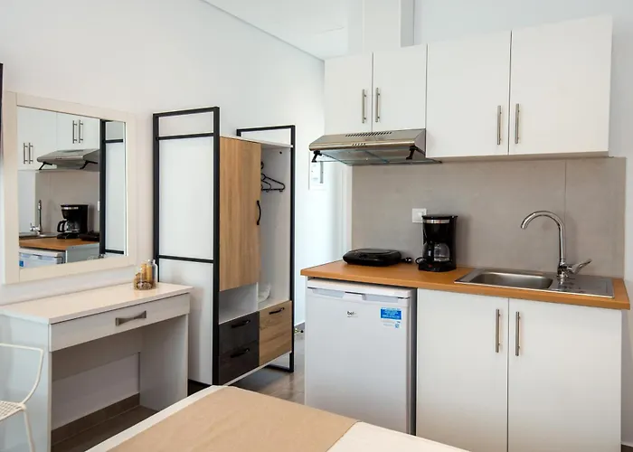 Studios Central Potos Aparthotel Potos