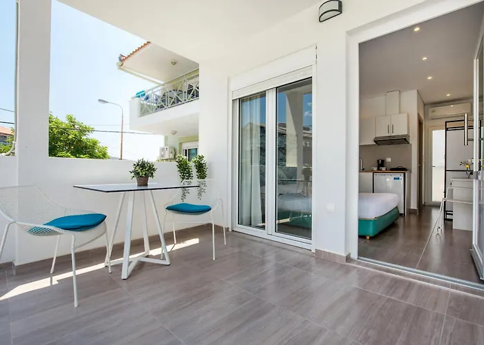 Aparthotel Studios Central Potos 3*