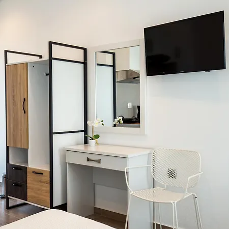 Studios Central Potos Potósz