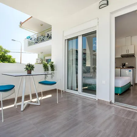 Apartmanhotel Studios Central Potos 3*