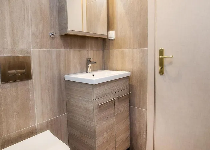 Studios Central Potos 3* Ποτός